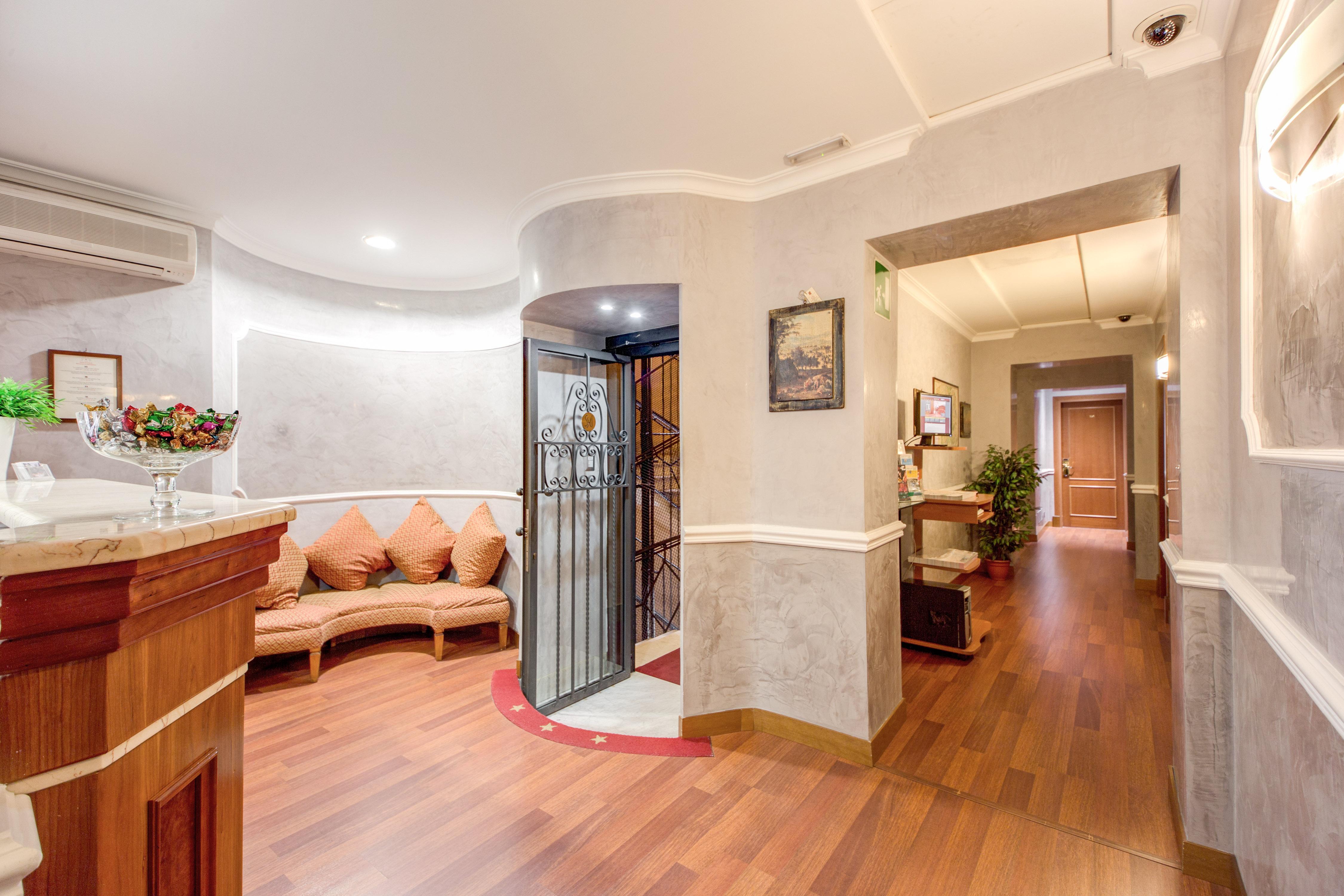 Re Luxury Accomodation Рим Екстериор снимка