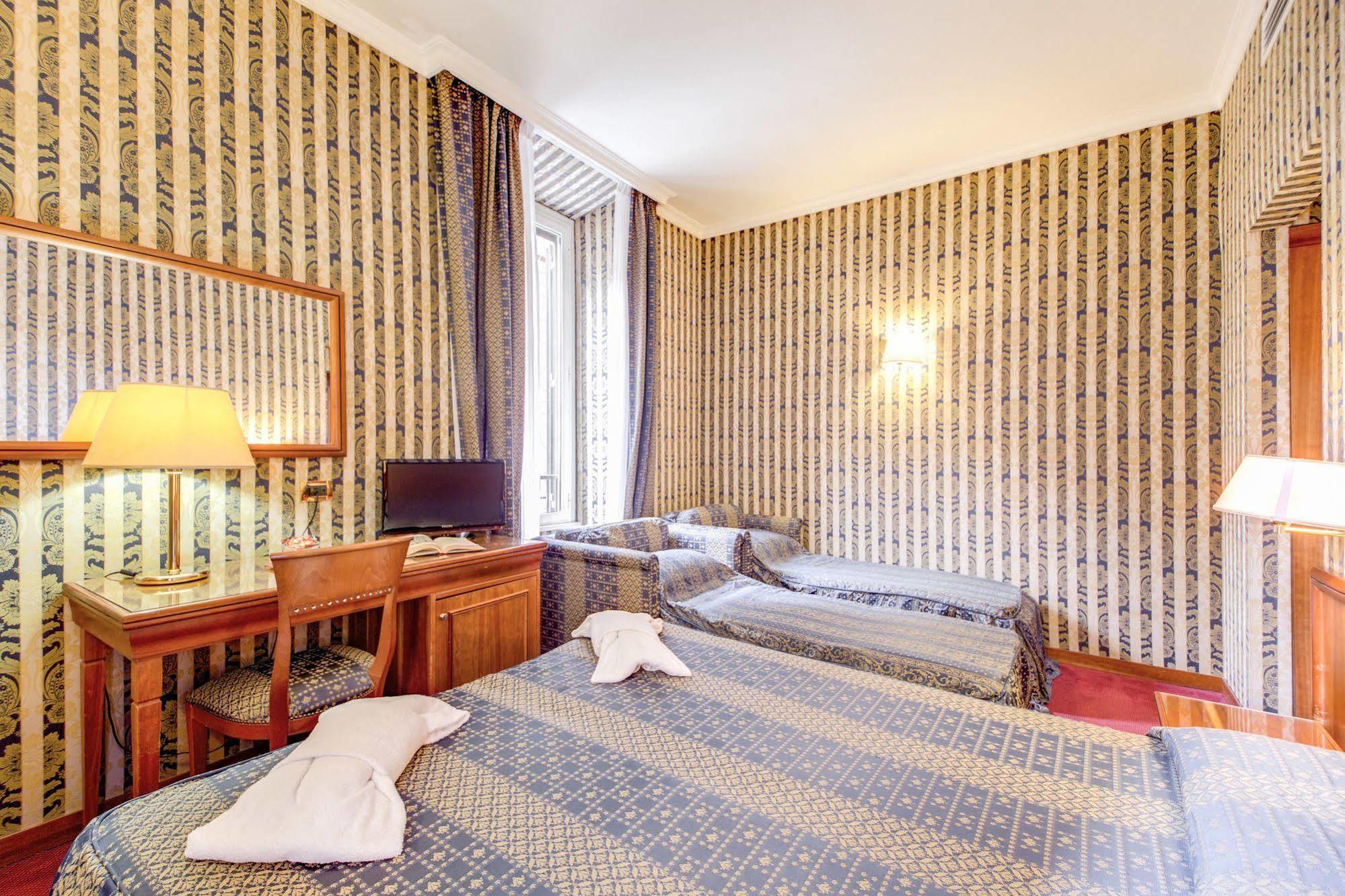 Re Luxury Accomodation Рим Екстериор снимка
